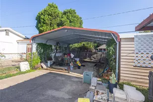 809 Lomo St, Fort Worth, TX 76110 - Photo 9