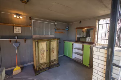 809 Lomo Street, Fort Worth, TX 76110 - Photo 31