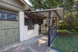 809 Lomo St, Fort Worth, TX 76110 - Photo 1
