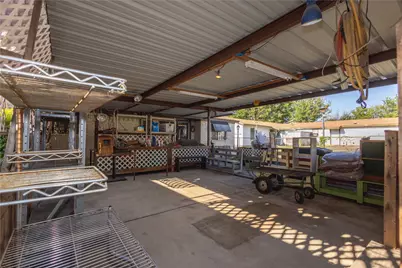 809 Lomo Street, Fort Worth, TX 76110 - Photo 7