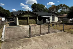 809 Lomo St, Fort Worth, TX 76110 - Photo 1