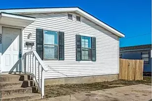 5320 Carver Dr, Fort Worth, TX 76107 - Photo 1