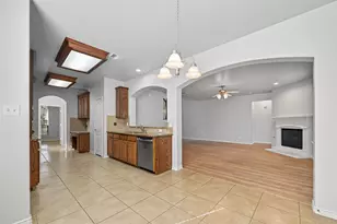 13826 Salmon Dr, Frisco, TX 75035 - Photo 11