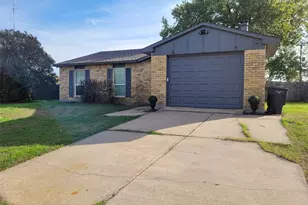 2308 Foxglen Ct, Fort Worth, TX 76131 - Photo 1