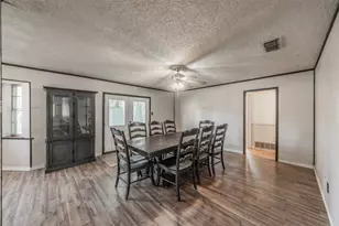 756 NW Wood St, Burleson, TX 76028 - Photo 21