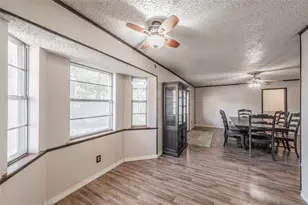 756 NW Wood St, Burleson, TX 76028 - Photo 15