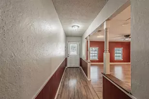 756 NW Wood St, Burleson, TX 76028 - Photo 3