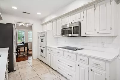 8635 Capri Drive, Dallas, TX 75238 - Photo 11