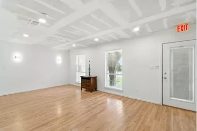 725 Red Oak Lane, Weatherford, TX 76086 - Photo 9