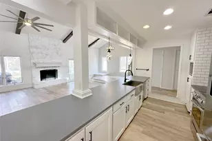 5450 Starlight Dr N, Fort Worth, TX 76126 - Photo 13