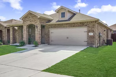 8633 Angel Gardens Drive, Fort Worth, TX 76179 - Photo 7
