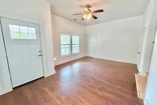 703 N Cleveland Ave, Sherman, TX 75090 - Photo 9