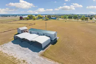 127 Pleasant View Dr, Bridgeport, TX 76426 - Photo 27