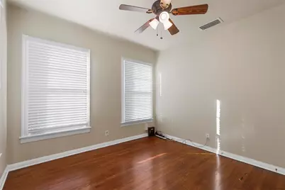 4209 Curzon Avenue, Fort Worth, TX 76107 - Photo 21