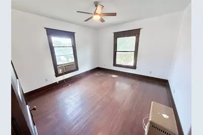 517 W Hull Street, Denison, TX 75020 - Photo 23