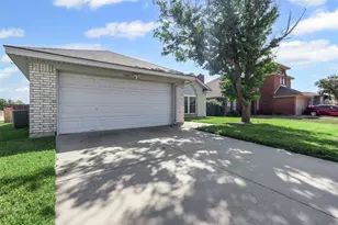 7301 Wagonwheel Rd, Fort Worth, TX 76133 - Photo 7