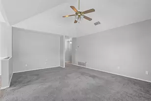 7301 Wagonwheel Rd, Fort Worth, TX 76133 - Photo 19