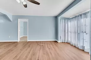 212 Mountain View Dr, Azle, TX 76020 - Photo 5