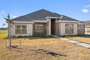 1607 Pebble Beach Ln, Cedar Hill, TX 75104 - Photo 3