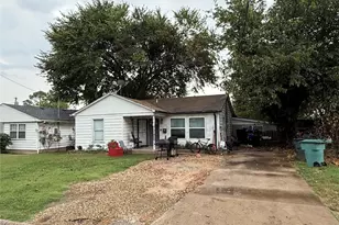 210 W Dexter St, Sherman, TX 75092 - Photo 3
