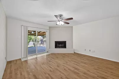 2203 Newbury Drive, Arlington, TX 76014 - Photo 7