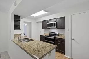 2203 Newbury Dr, Arlington, TX 76014 - Photo 11