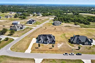 252 Harvard Ln, Springtown, TX 76082 - Photo 39