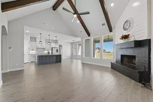 252 Harvard Ln, Springtown, TX 76082 - Photo 9