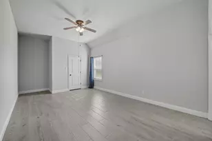 252 Harvard Ln, Springtown, TX 76082 - Photo 19