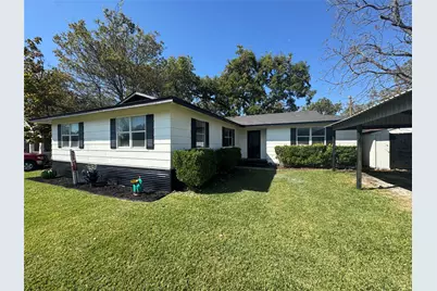 402 N Hughes Street, Howe, TX 75459 - Photo 3