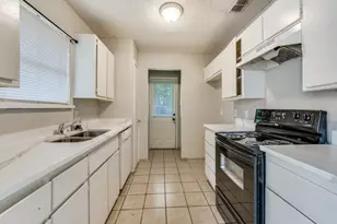 1713 Windsong Ln, Irving, TX 75060 - Photo 5