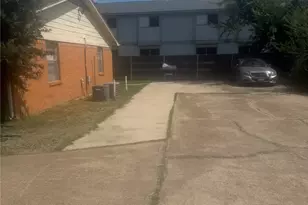 220 W Union Bower, Irving, TX 75061 - Photo 7