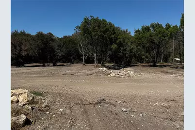 814 Meadow Creek Court, Cleburne, TX 76033 - Photo 9