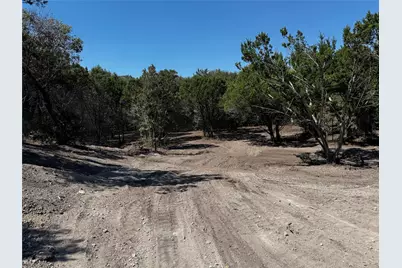 814 Meadow Creek Court, Cleburne, TX 76033 - Photo 7