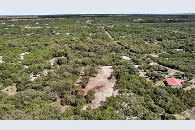 814 Meadow Creek Court, Cleburne, TX 76033 - Photo 5