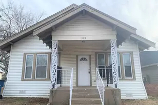 520 E Day St, Denison, TX 75021 - Photo 1