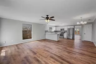 4828 Ashton Ave, Fort Worth, TX 76137 - Photo 5