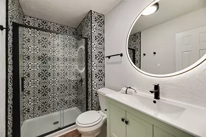 9324 County View Road, Dallas, TX 75249 - Photo 15