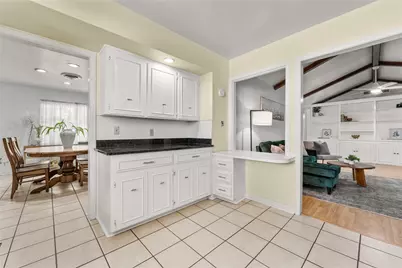 2612 Glendale Drive, Waco, TX 76710 - Photo 9