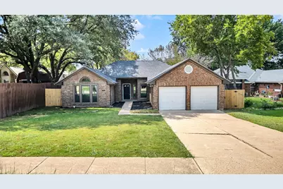 700 Creekview Court, Mesquite, TX 75181 - Photo 1