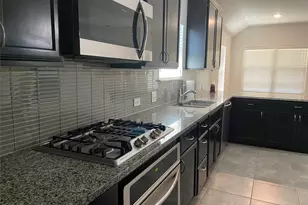 801 Dickens Dr, McKinney, TX 75071 - Photo 9