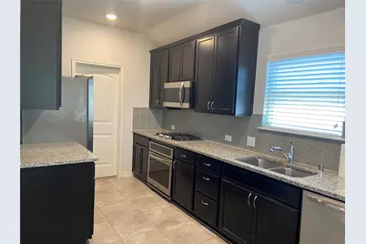 801 Dickens Drive, McKinney, TX 75071 - Photo 5