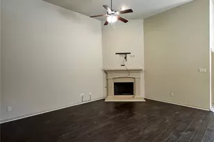 2604 Triangle Leaf Dr, Fort Worth, TX 76244 - Photo 3