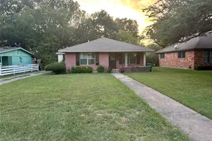 921 & 923 S Rusk St, Gainesville, TX 76240 - Photo 3