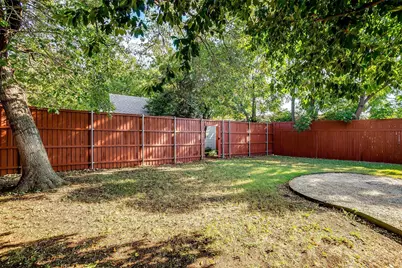 4231 S Cresthaven Road, Dallas, TX 75209 - Photo 23