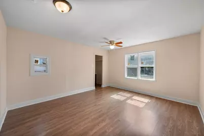 1038 E Maddox Avenue, Fort Worth, TX 76104 - Photo 13