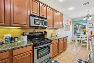 868 Valley Ridge Rd, Burleson, TX 76028 - Photo 9