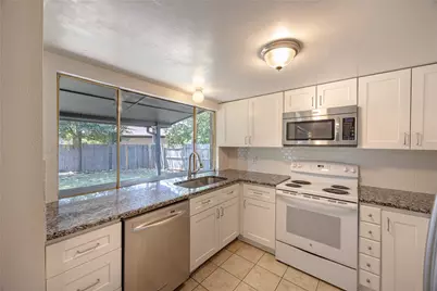 3500 Grande Bulevar, Irving, TX 75062 - Photo 9