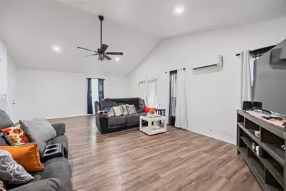 136 Private Road 7708, Emory, TX 75440 - Photo 5