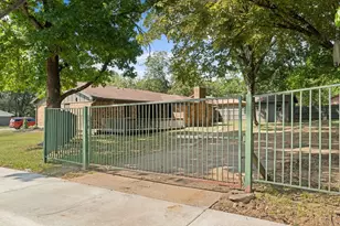 1195 33rd St SE, Paris, TX 75460 - Photo 23
